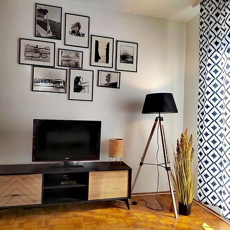 Rustic Istria Apartment Пула Екстер'єр фото